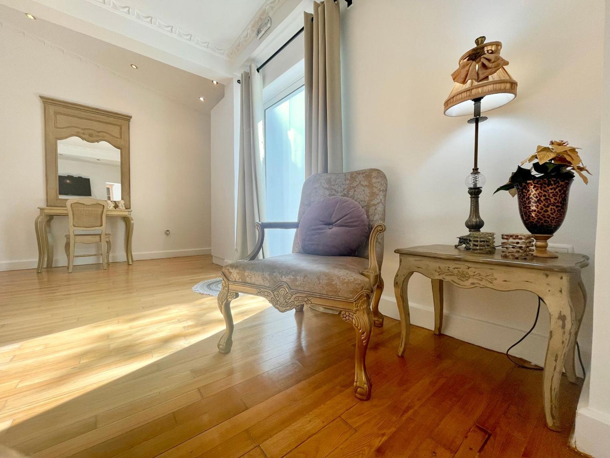 Ranch Ekru Villa *